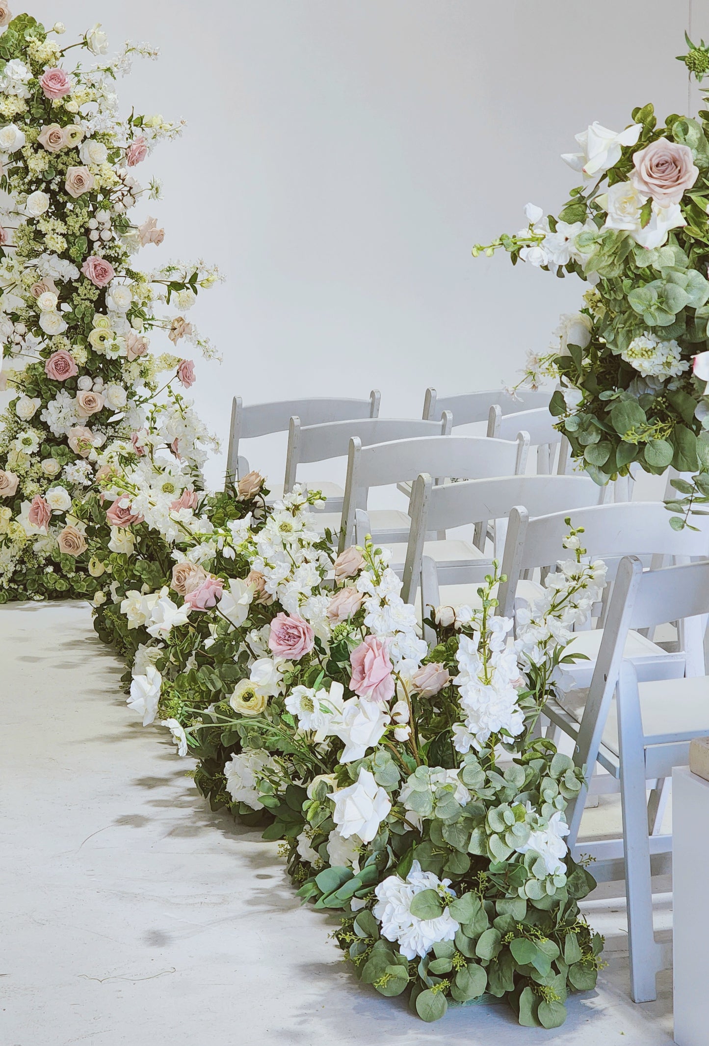 Amore Aisle Arrangements (set of 6 or 12)