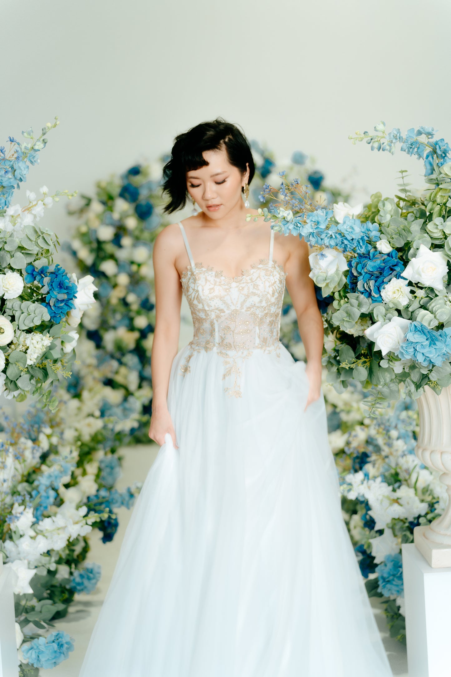 Beau Floral Urns (set of 2)