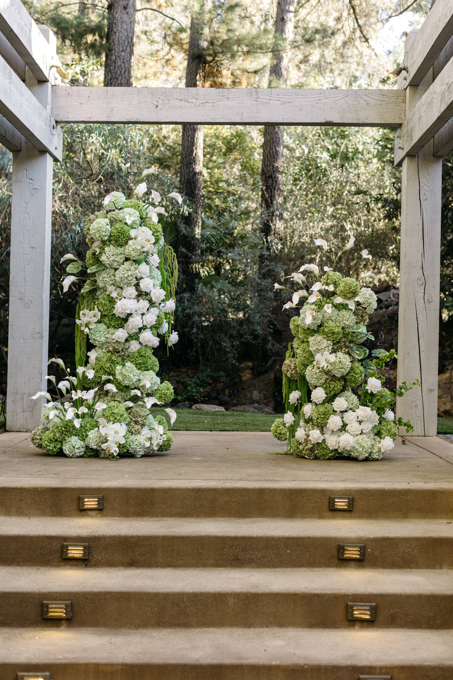 *NEW* Liliette Ceremony Floral Package