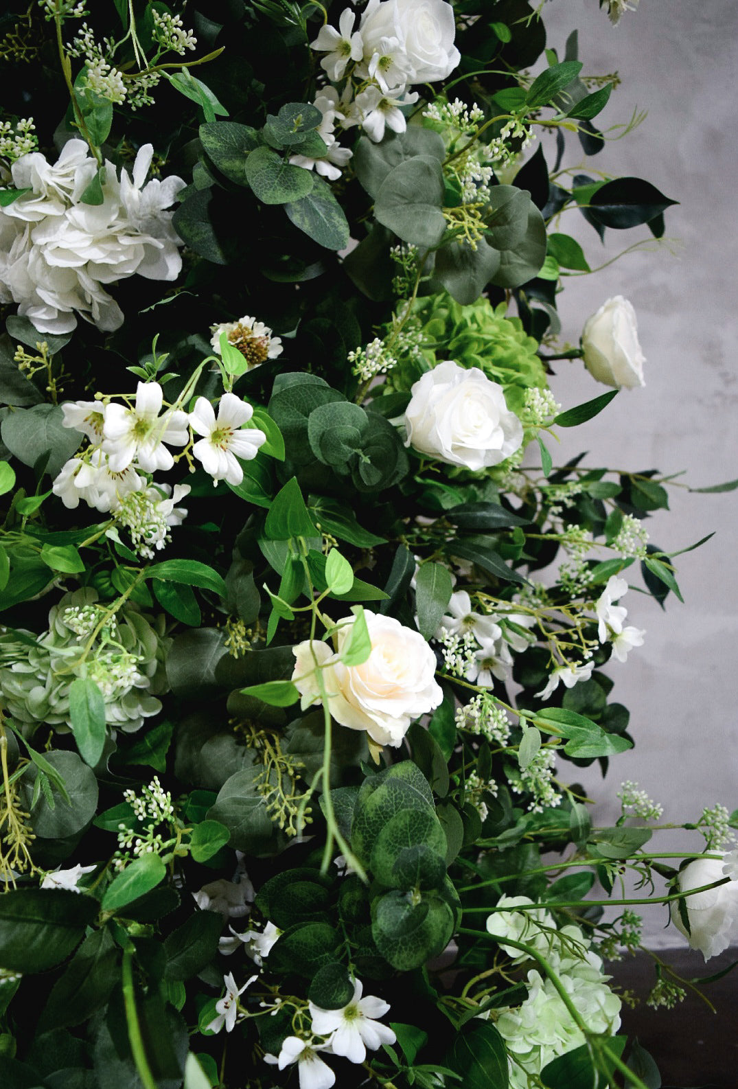 Diane Ceremony Floral Package