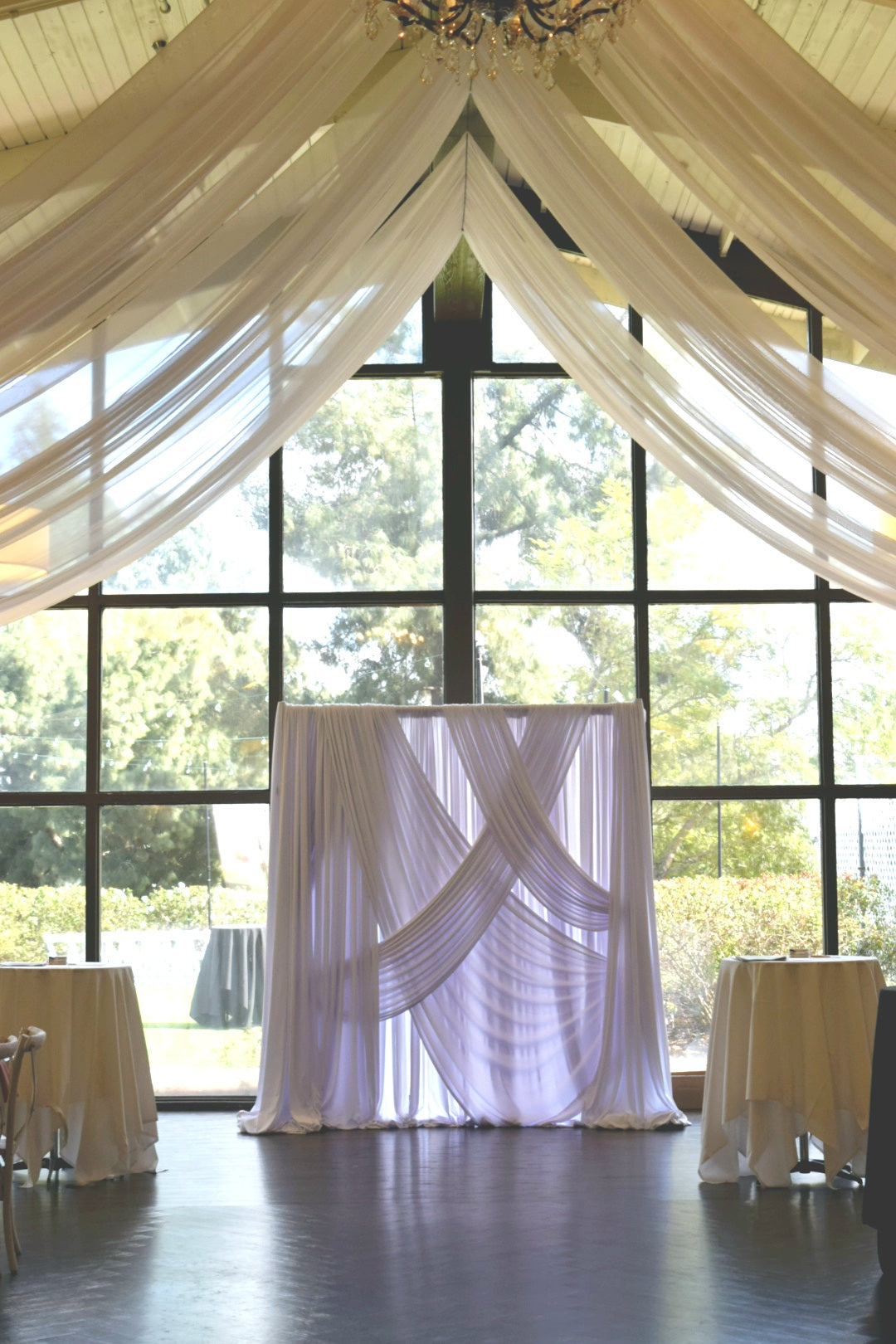 DRAPERY BACKDROP